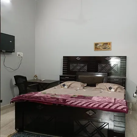 Prakash Homestay Ayodhya Exterior photo